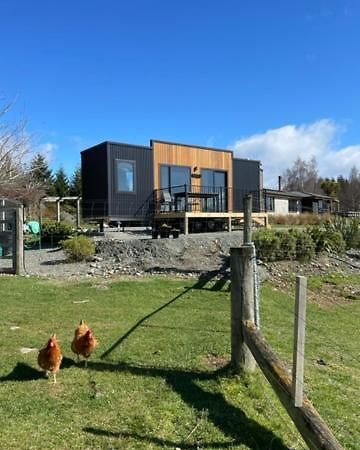 Boutique Tiny House - Te Anau Country Accommodation Dış mekan fotoğraf