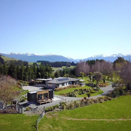 Boutique Tiny House - Te Anau Country Accommodation Dış mekan fotoğraf