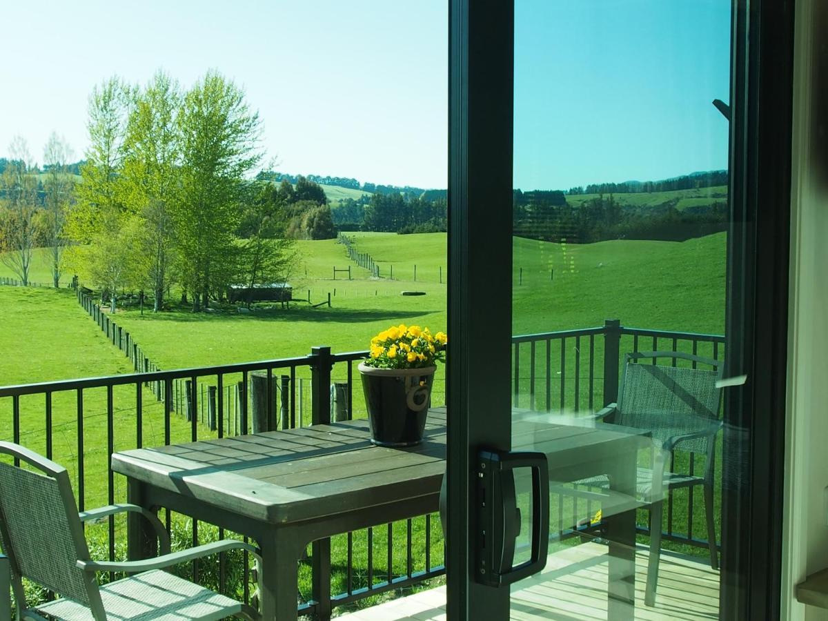 Boutique Tiny House - Te Anau Country Accommodation Dış mekan fotoğraf